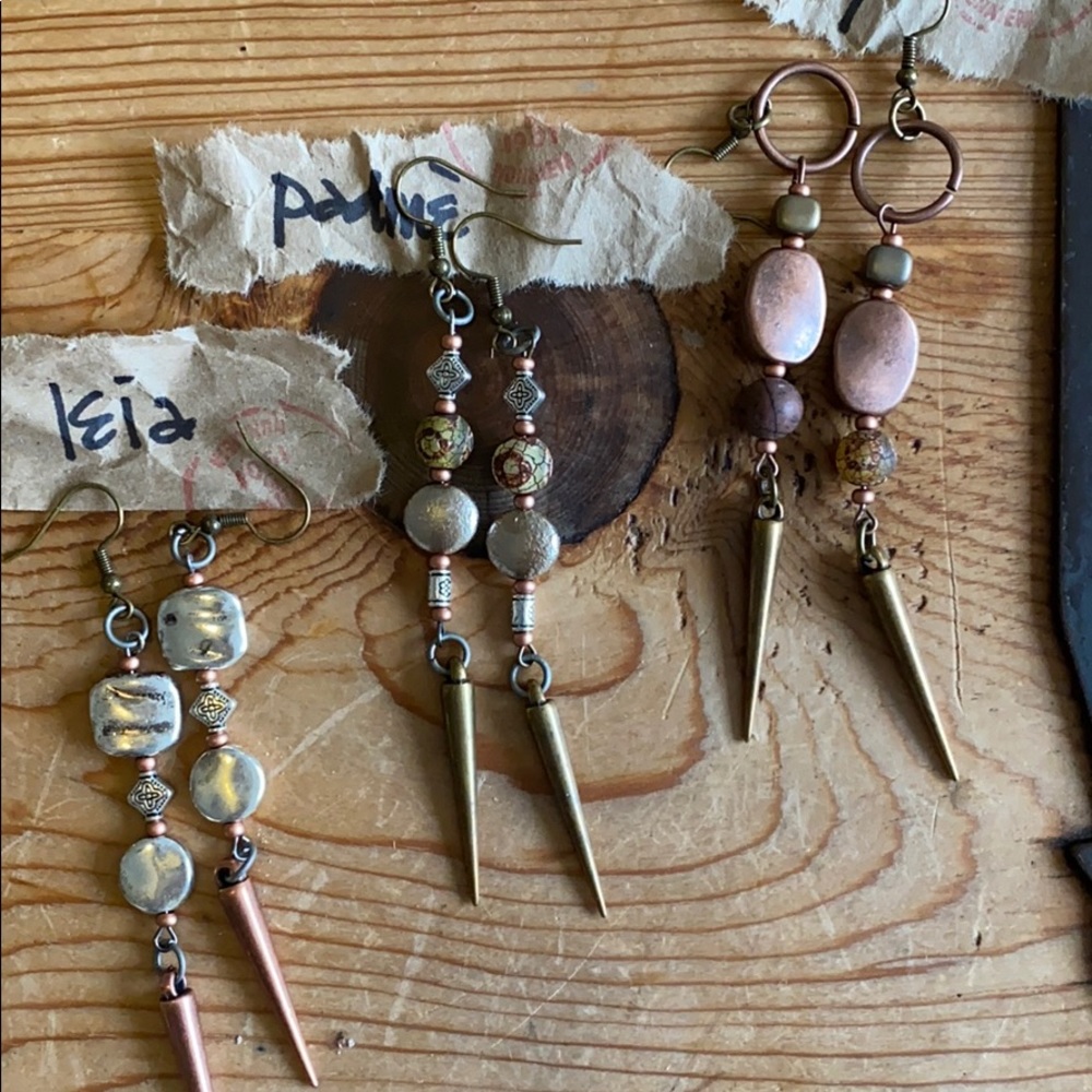 🇺🇸 road warrior earrings FREE WITH ANY PURCHASE - Picture 2 of 8